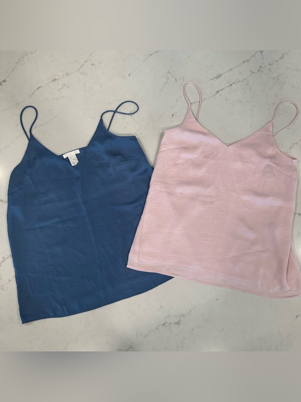 ✨MUST GO✨ Bundle of 2 H&M Camisoles